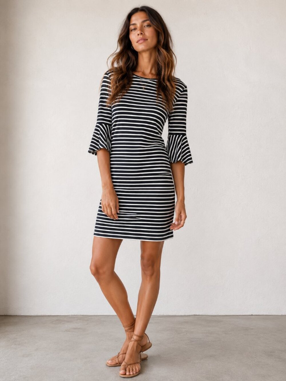 BANANA REPUBLIC Striped Bell Sleeve Shift Dress Black White Ponte Knit Sz 2 EUC